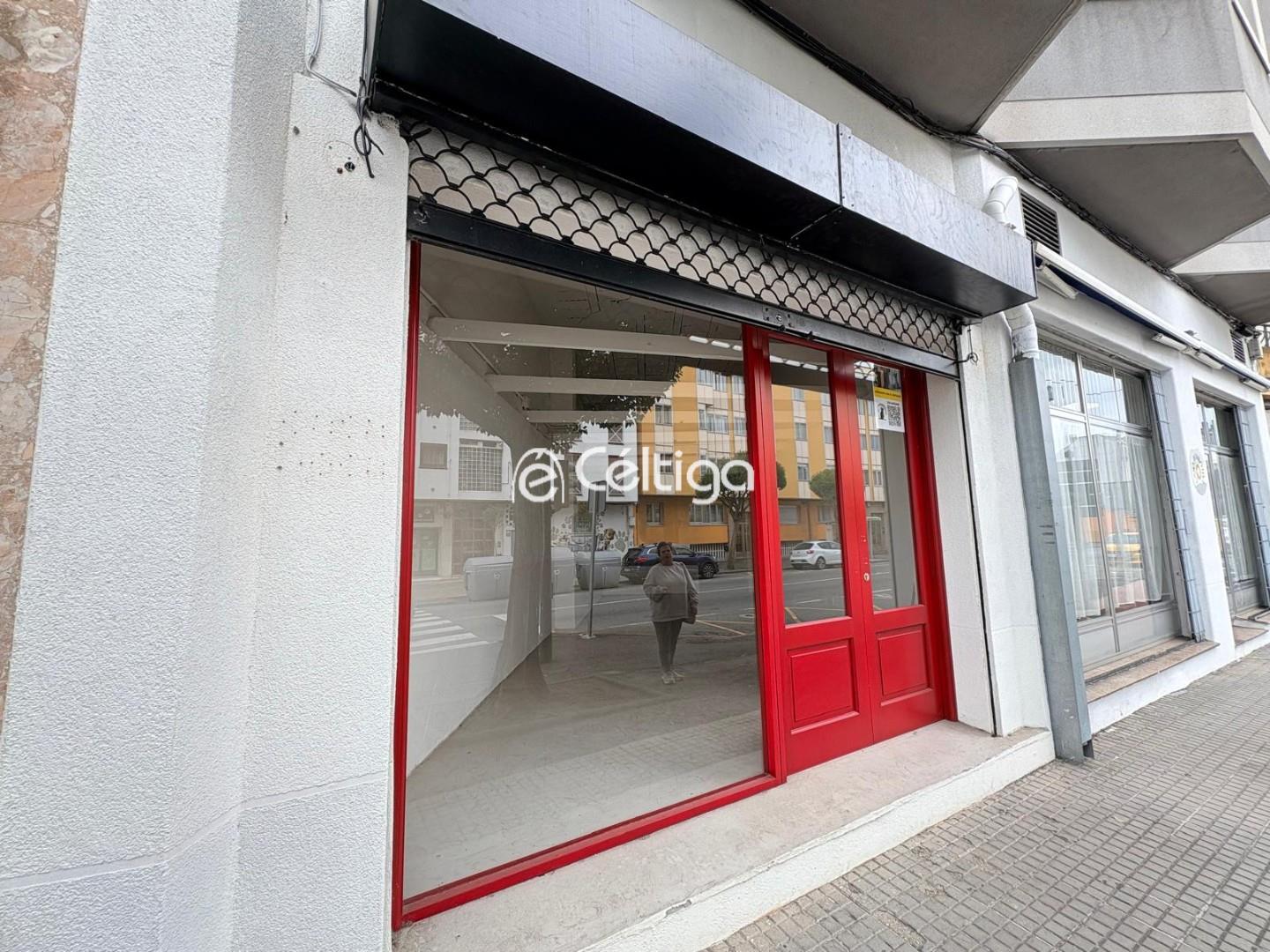 Perillo-Olerios: Local comercial