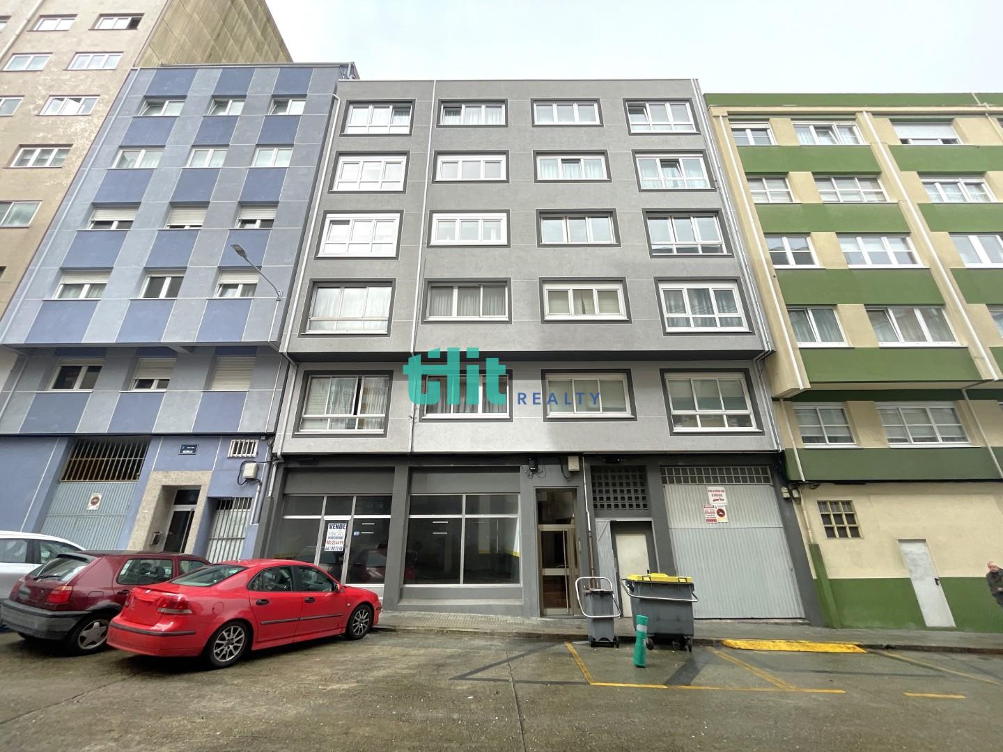 Piso en calle Nebrija, A Coruña, con opción de garaje.